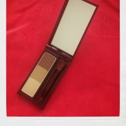 【 KATE 】のロングセラーアイテム デザイニングアイブロウ【簡単ホリ眉】