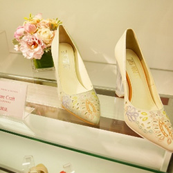 新作 【POOL SIDE】撥水効果も。オケージョンに使えるシューズ紹介！