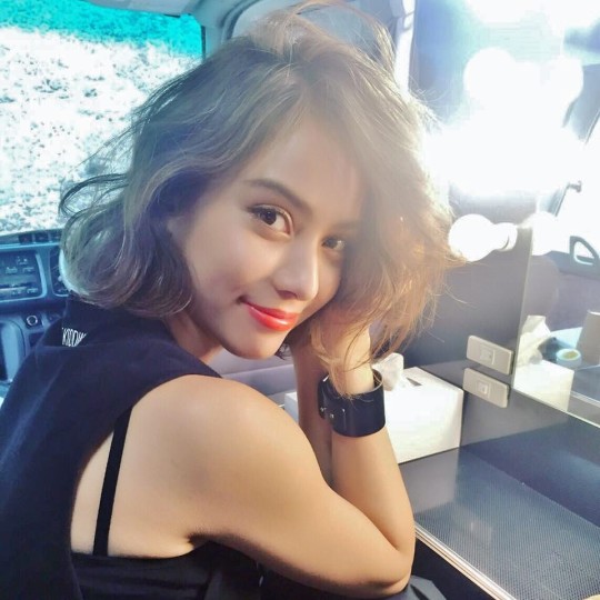 私服スナップ【滝沢カレン】