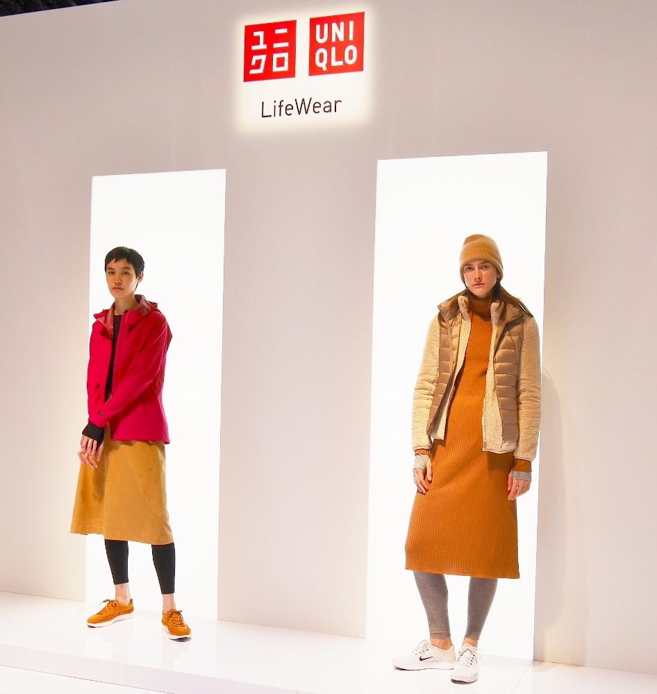落ち着いたデザインで使いやすい！スキー旅行にもオススメ！FILA UNIQLO 落ち着いたデザインで使いやすい！スキー旅行にもオススメ！FILA