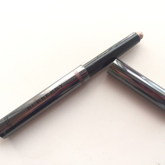 【バーバリー ビューティ】カウンターレポート！夏の化粧崩れ問題を解決してくれる一押しアイテム