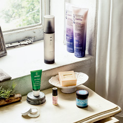 ナチュラル派読者の聖地・コスメキッチンで“次、何買おう？”