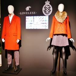 ファー使いがポイント！アウターをチェック【LOVELESS】