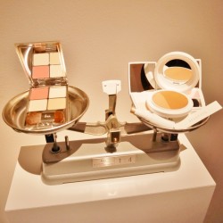 【イプサ】春の新作！自分にピッタリの陰影が作れるパレット