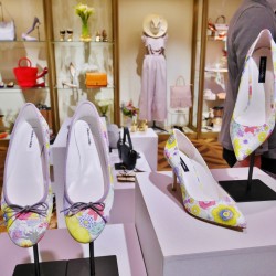 【オデット エ オディール×田中健太郎】ノスタルジックなコラボシューズ