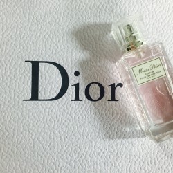 【ミス ディオール】恋を呼ぶ香りのヘアミスト