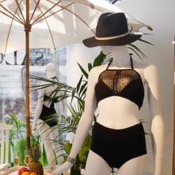 スタイルアップ！機能的なスイムウエアをチェック【SALON】