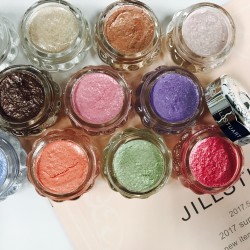 【ジルスチュアート】”濡れたような”色っぽい目もと❤