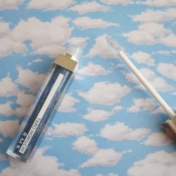 星空グロスで透け感リップ【RMK】大人気グロスの新色