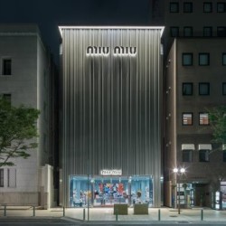 ミュウミュウ 神戸店オープン！先行発売でバレリーナシューズが登場。