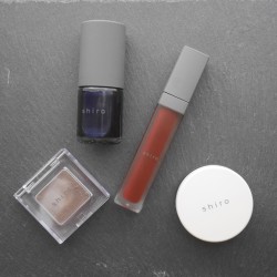 スキンケアしながらつくる ウェットな透明感【shiro】