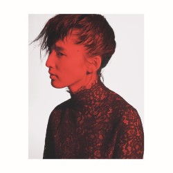 先行配信！藤井萩花 写真集『萩花 Fujii Shuuka』の世界観を表現した映像「Ascension」