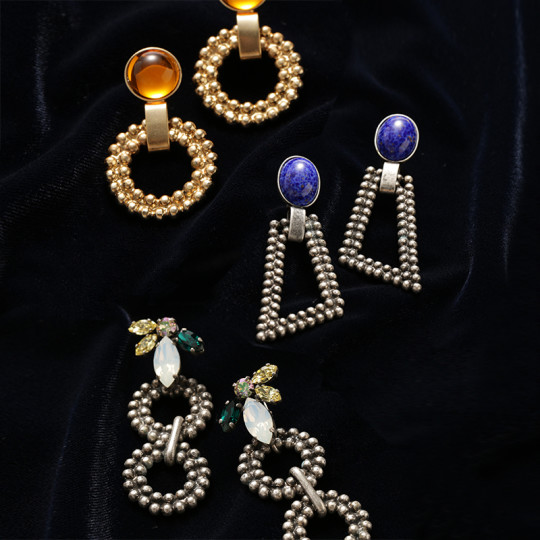 ぱっと華やぐ大振りイヤリング【ADER.bijoux×nano・universe】別注イヤリング発売中