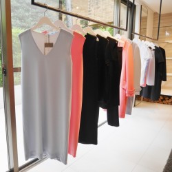 春らしいブルーやピンクが印象的なコレクション【REYC】2018SS