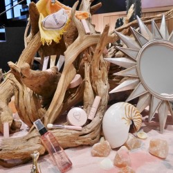 イガリシノブさんプロデュースのプチプラコスメ【WHOMEE/フーミー】デビュー！