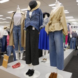 女性らしいシルエットのトレンチは￥3,990！【アメリカン ホリック】新作