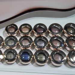 輝きをまとう新しい【DECORTÉ】ポイントメイクアップデビュー