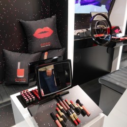 原宿に出現！入場無料の【シャネル】＃ココゲームセンター