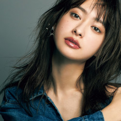 今どきなのに女っぽい♡モテる顔はSUQQUの3大名品でできた！