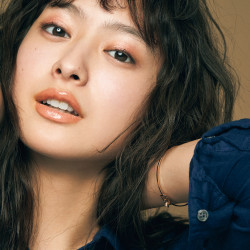 JJガールの支持率急上昇コスメブランド　デコルテの裏HITアイテムで即・モテ顔になる♡