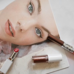 「大人の夏メイク」成功の秘訣はニュアンスを出す繊細なラメ【キッカ】