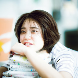 イケメンたちが癒される女の正体って！？