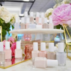 二枚爪も薄い爪も、ケア＆カラーができるうるおいネイル