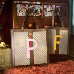 【グッチ】の製品を自分らしくカスタマイズ！オンラインでスタート