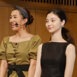 プロに教わるパウダーファンデでも「ツヤ肌」に仕上げるコツ