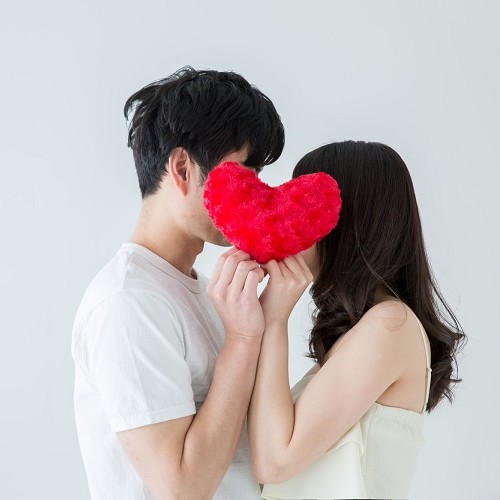 本命？それとも遊び？キスの仕方で見抜く「彼の本気度」