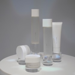 肌全層にいきわたる！超浸透のとろぱしゃ化粧水