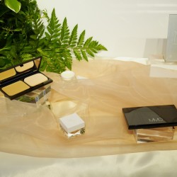 スキンケア効果抜群の美容液ファンデでつるんとなめらか肌