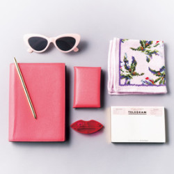 おしゃれな人の「バッグの中身」には、面白い共通点があったんです！