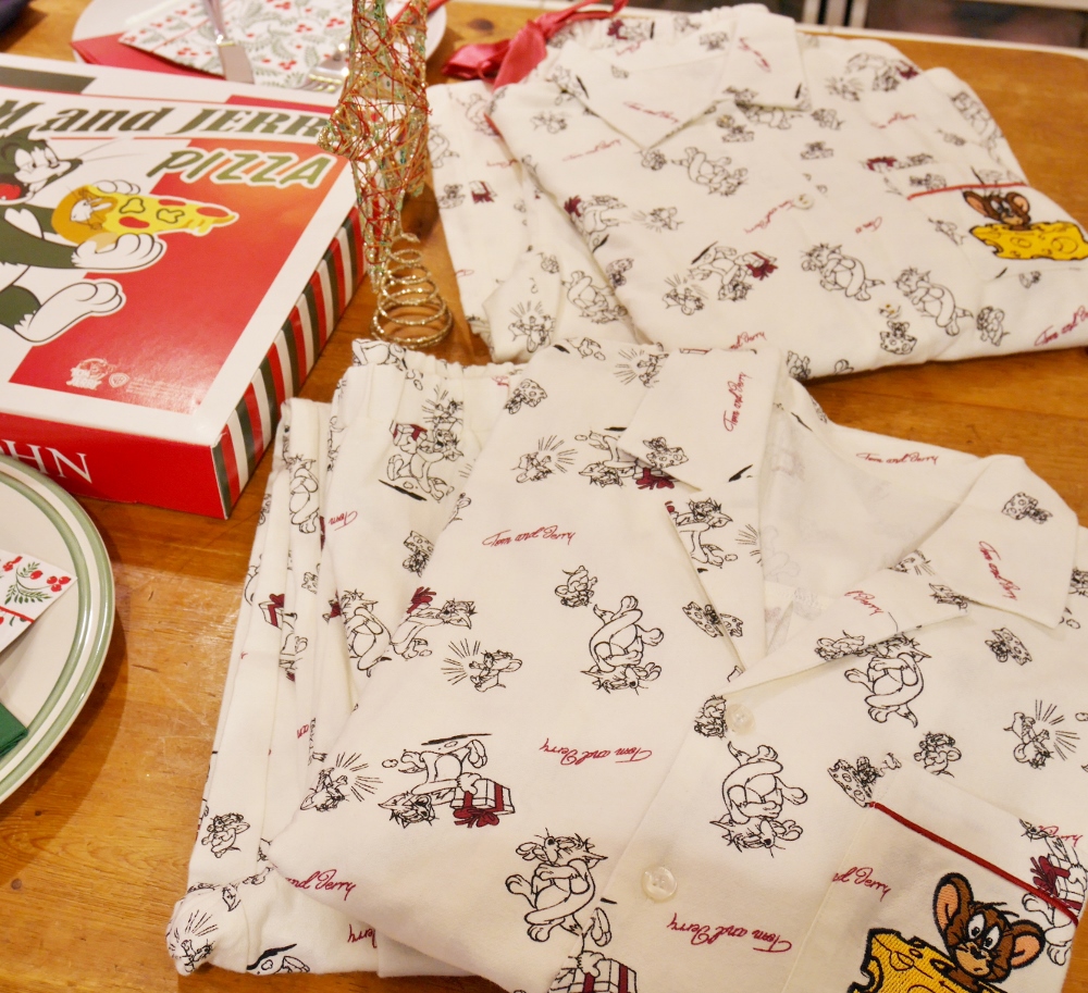 仲良くケンカしな♡彼とペアで着られる「トムとジェリー」のペアパジャマが到着