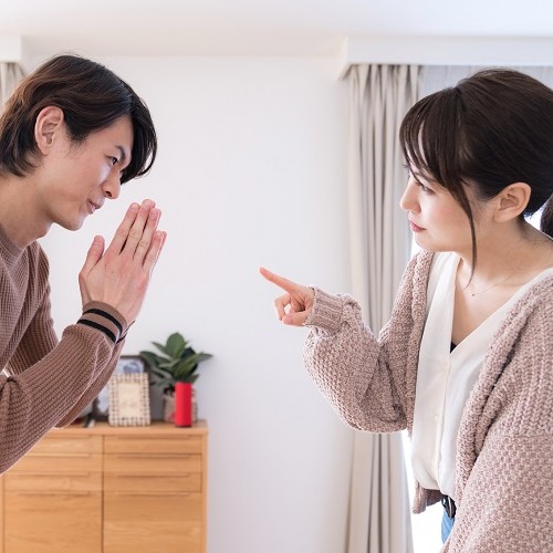 これがあったら浮気のシグナル!?彼の部屋でチェックしたいポイント4つ