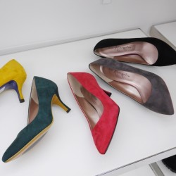 ＼程よくトレンド／オフィスファッションにも合わせやすい、上質シューズ