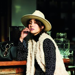 今すぐ欲しい！脚が細く見える＆どんなコーデにも合う「神タイツ」３選