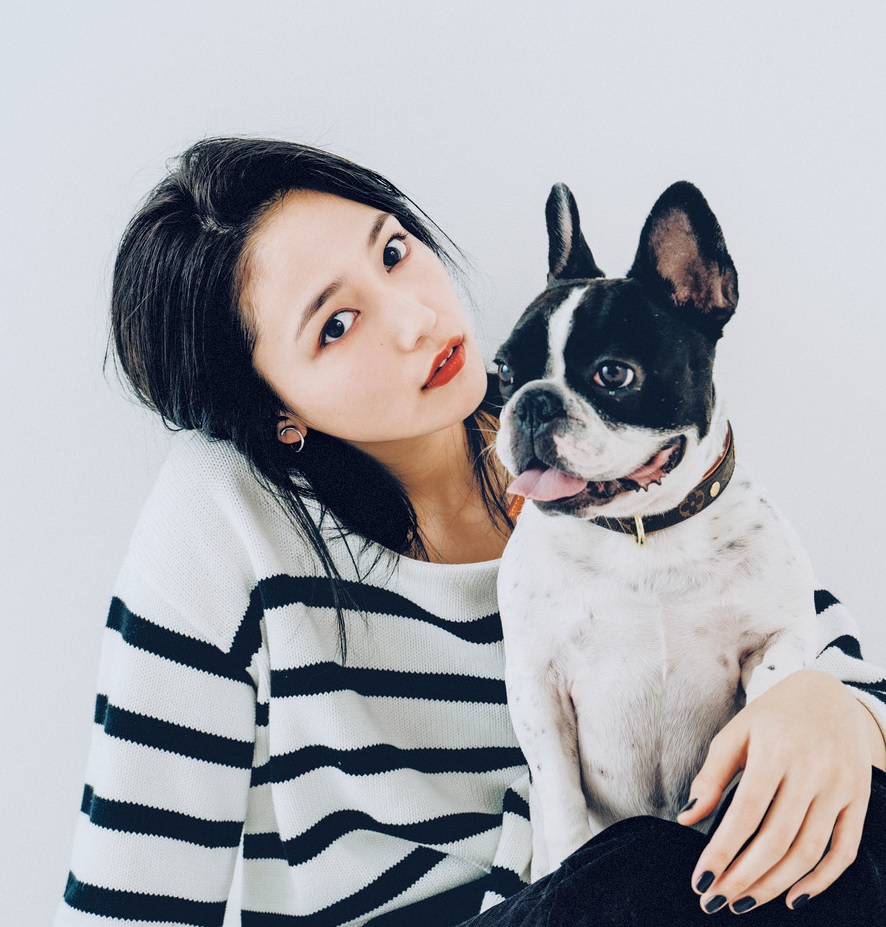 川口春奈さんがJJだけに語ってくれた愛犬のこと