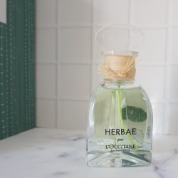 汗くさい女には絶対なりたくない！夏の最新「モテ香水」ならコレ！