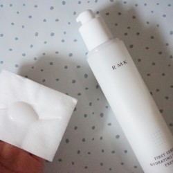 【RMKの新製品】夏こそチャンス！「毛穴のざらつき＆保湿」１本でいつでもたまご肌！