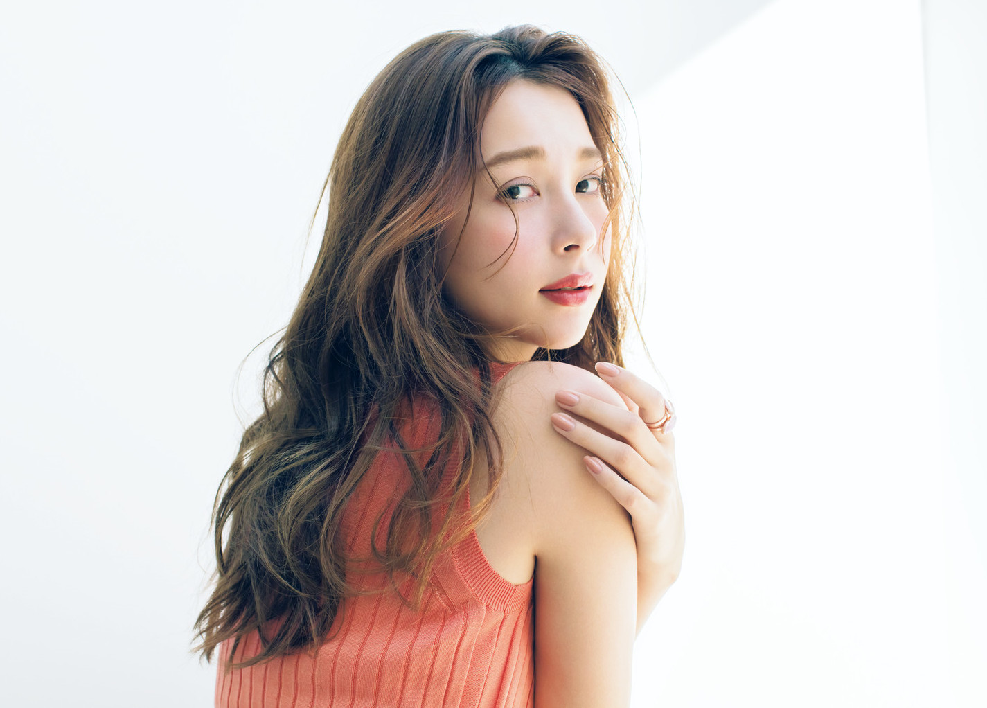 JJモデルNikiが登場！“夏を楽しむおしゃれ”トークショー with ALEXIA STAM