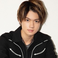 大人気のイケメン俳優・佐野勇斗が選ぶ 好きなデート服BEST５！[夏服編]