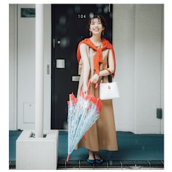 梅雨の時期でもOK♡ 雨の日でもおしゃれが楽しめるアイテム７選