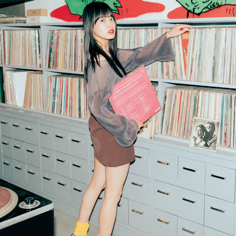 大人っぽく見せたい日のダークトーンコーデ【韓国ECで買ったものだけで1カ月着回し】