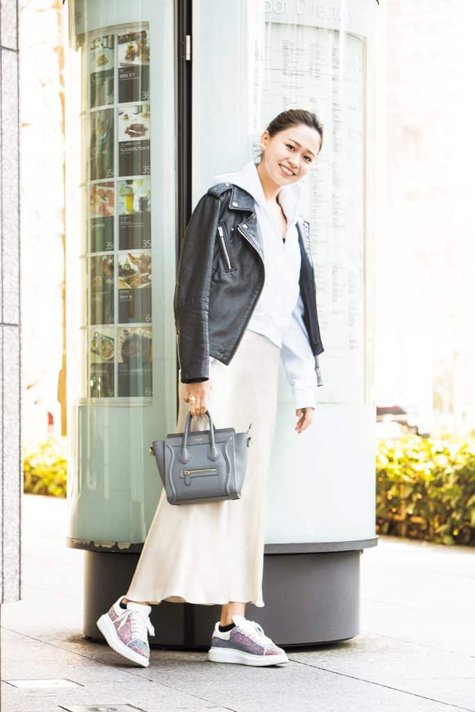 alexander mcqueen スニーカー　IVE イソ着用 アレキサンダー・マックイーンのスニーカー コーデ&注目モデルを紹介