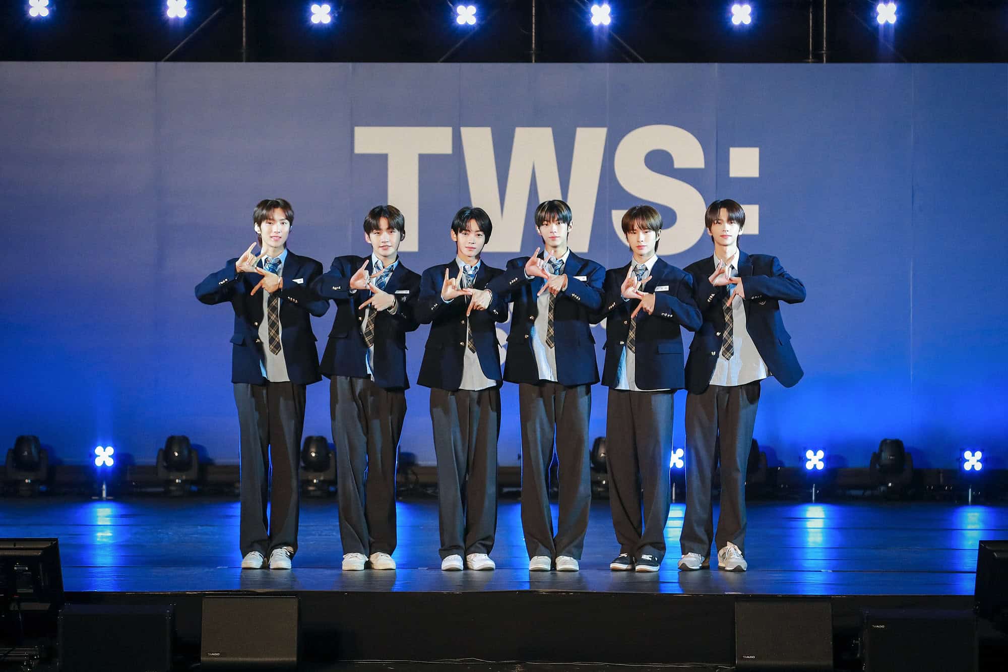 SEVENTEENの弟分TWSついにデビュー!3曲を披露した胸キュン&さわやか SEVENTEENの弟分TWSついにデビュー!3曲を披露した胸キュン&さわやか