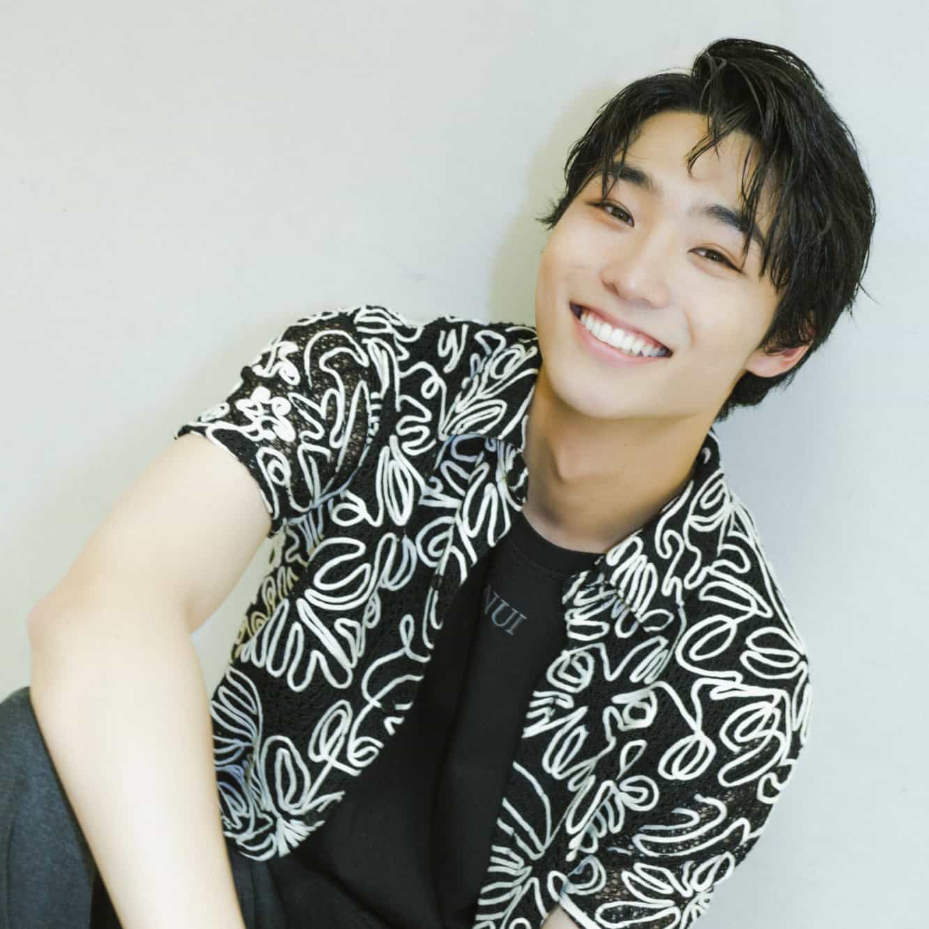 WATWING 八村倫太郎 ネーム タオル Amazon.co.jp: WATWING 八村倫太郎 直筆サインブロマイド