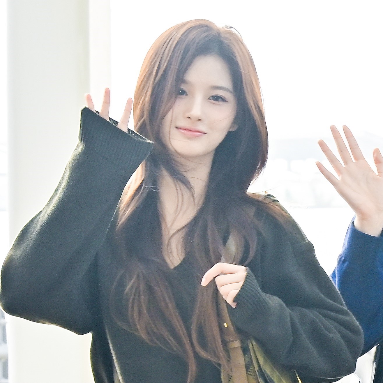 スタイリスト解説♡【NMIXX ソリュン】トレンド感満載！秋の空港