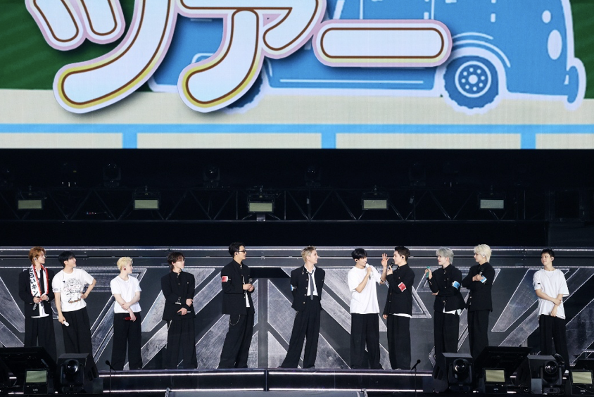 SEVENTEEN HOLIDAY 会場限定FC更新　エスクプス　学ラン　トレカ SEVENTEEN エスクプストレカ Holiday - メルカリ