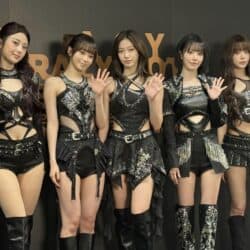 LE SSERAFIM初の東京ドーム公演が開催！「夢見てきた単独公演を行うことができて本当に嬉しい」2日目公演前の記者会見をレポート